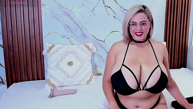 AdelyGinn online show from 01/19/26, 02:10