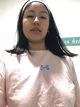 EmmaRossem online show from 10/10/25, 06:29