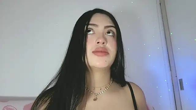 Sweet-Sophiee online show from 04/04/26, 03:05