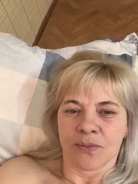 Lia Laguna77 online show from 03/01/25, 09:37