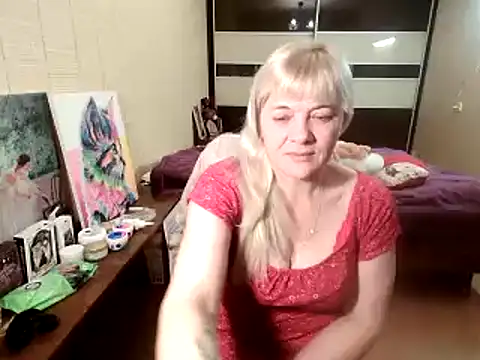 Lia Laguna77 online show from 11/18/25, 05:17