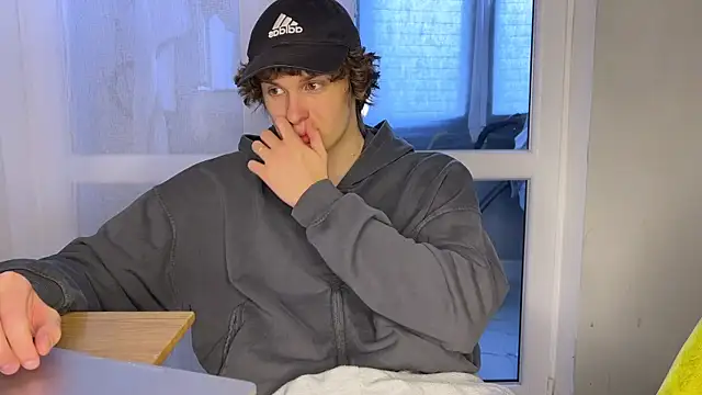 alyx garden online show from 04/23/26, 04:20