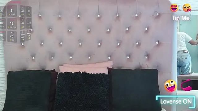 KikiSweet08 online show from 09/26/25, 04:16