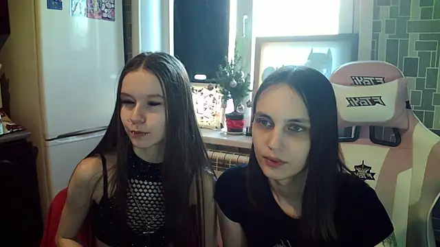 BlackHe4rts  online show from 02/08/25, 03:08