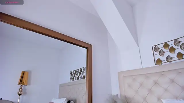  chloe adams online show from 02/07/25, 11:45