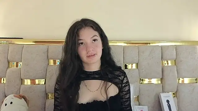 lilimini032 online show from 02/14/26, 07:54