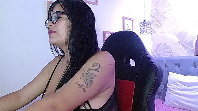 violletha online show from 03/01/25, 12:34