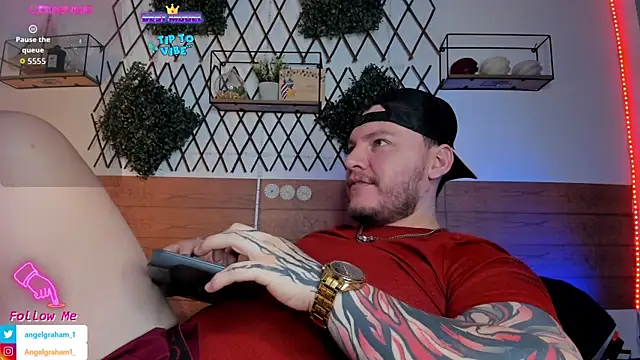 Angelgraham 1 online show from 01/07/26, 05:04