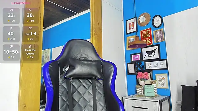 Drake Nassir4 online show from 10/14/25, 09:04