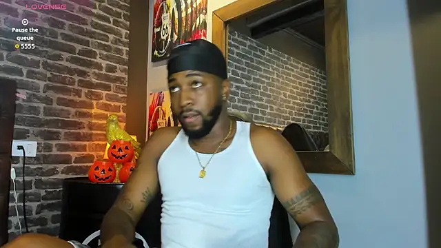 Drake Nassir4 online show from 10/30/25, 03:02