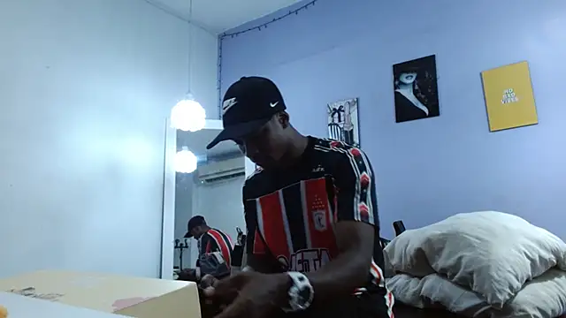 Kimandyuk online show from 02/08/25, 07:49