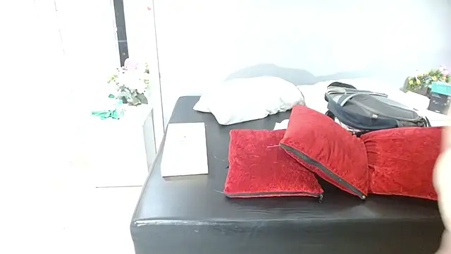 Kimandyuk online show from 03/17/25, 07:15