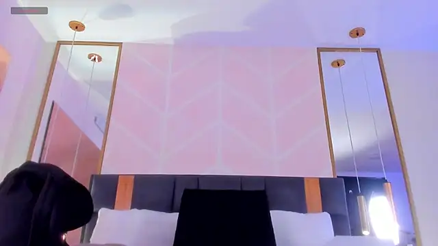 GabyPetit online show from 12/02/25, 08:26