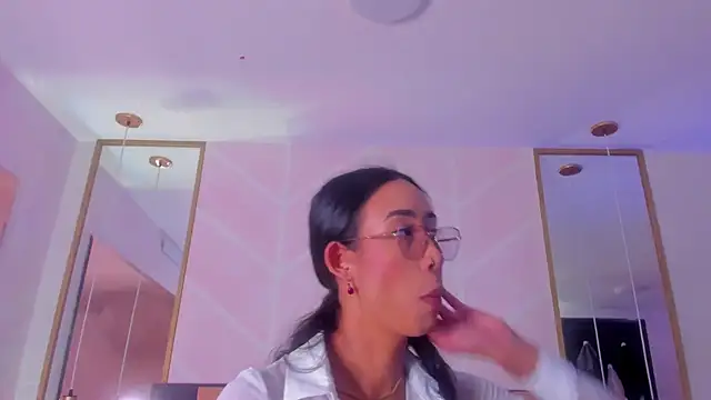 GabyPetit online show from 01/12/26, 08:03