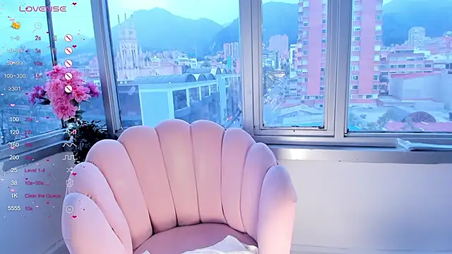 Snapshot of Megan_Lim chatting on 12/23/24, 04:39 Megan Lim online show from 12/23/24, 04:39