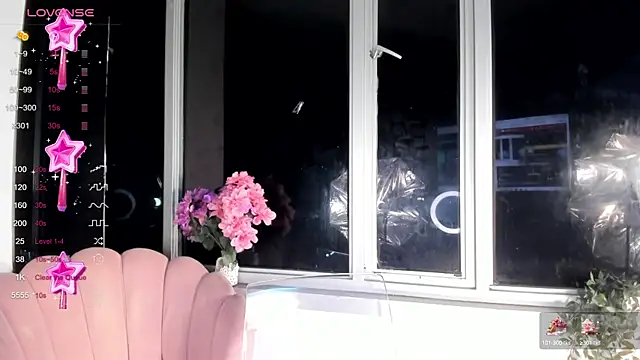 Snapshot of Megan_Lim chatting on 12/28/24, 10:36 Megan Lim online show from 12/28/24, 10:36