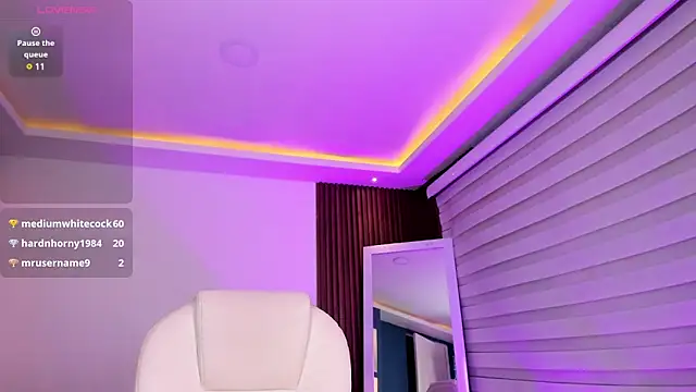 Lucy Smith2 online show from 03/01/25, 06:35