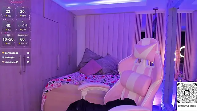 Emilyymilleer  online show from 01/16/25, 08:36