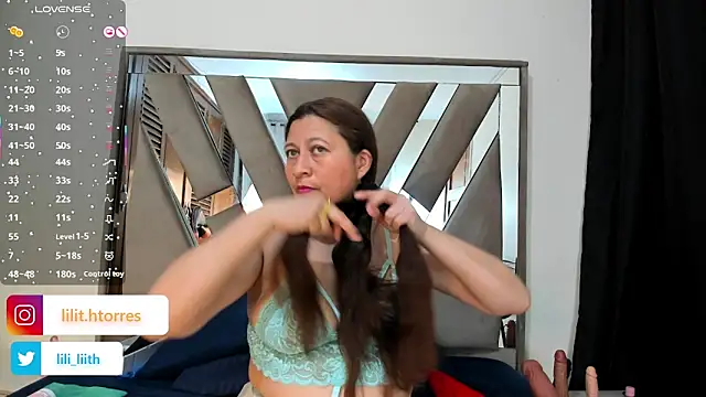 LILITH TORRES1 online show from 11/29/25, 09:29