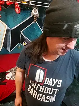 Boo-boo kittyfux online show from 11/12/25, 10:20