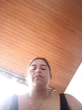 Snapshot of yajahil chatting on 01/24/25, 06:04 yajahil online show from 01/24/25, 06:04