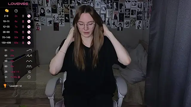 littlevildevil online show from 04/24/26, 11:01