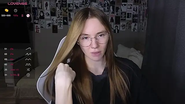 littlevildevil online show from 04/27/26, 11:08