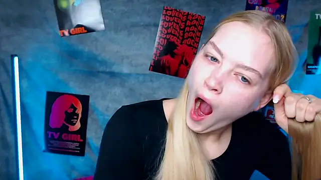 MademoiselleCl online show from 10/20/25, 06:14