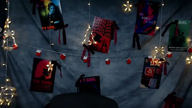 MademoiselleCl online show from 12/18/25, 06:19