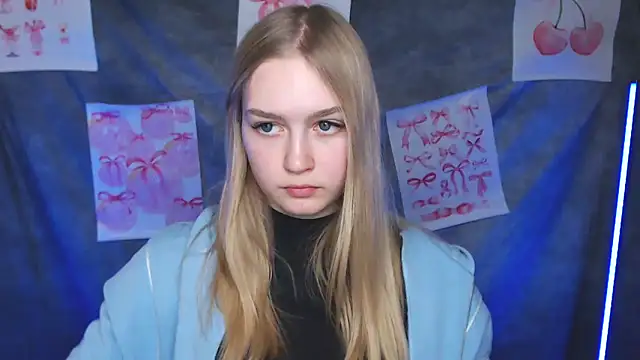 MademoiselleCl online show from 02/05/26, 01:27