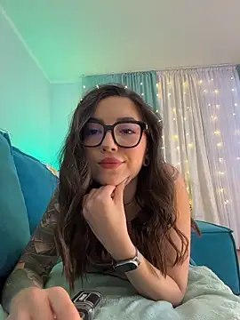 Oh My Dianee online show from 04/06/26, 08:59