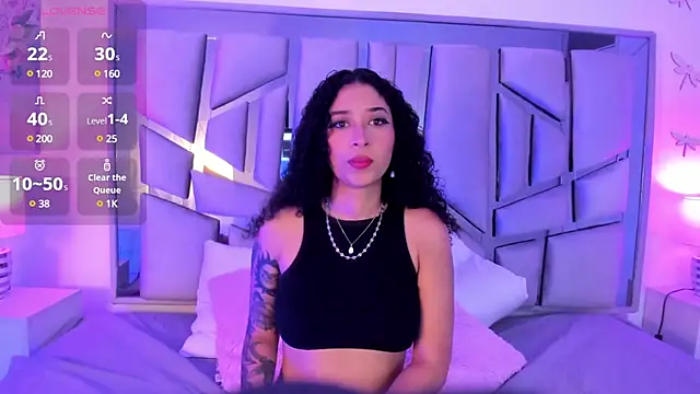  lanna jhonson  online show from 02/03/25, 11:42