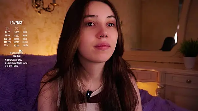 GillianDowdey online show from 10/29/25, 03:09