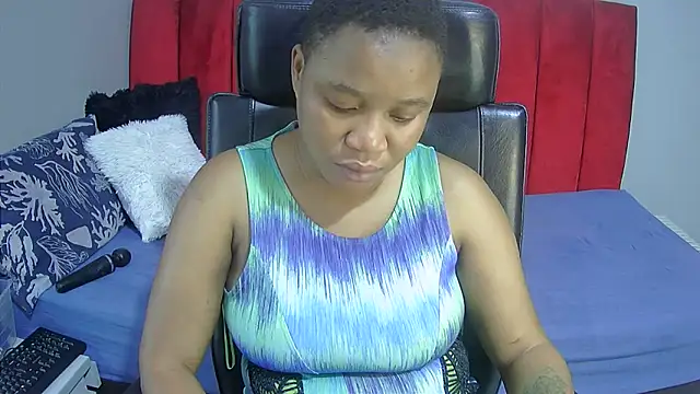 teressax online show from 04/21/26, 04:52