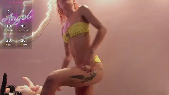 Ninna monroe  online show from 12/14/24, 07:36
