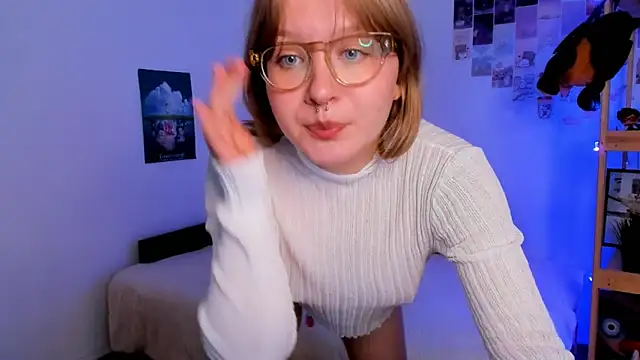 Snapshot of leazy_peazy chatting on 10/03/25, 06:43 leazy peazy online show from 10/03/25, 06:43