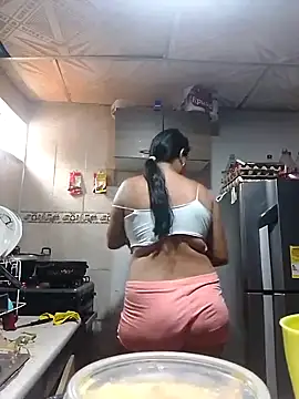 lupita 2023 online show from 03/04/25, 05:13