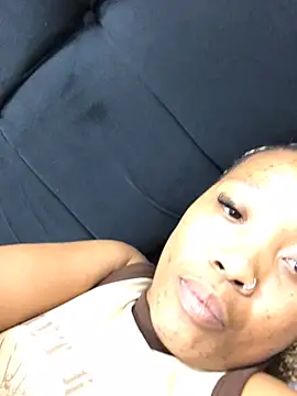 Snapshot of SZA_Doja chatting on 06/02/26, 10:23 SZA Doja online show from 06/02/26, 10:23