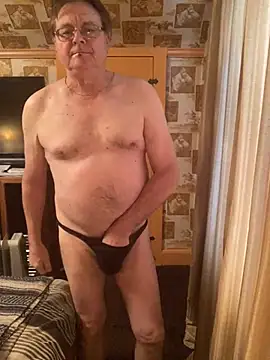 Tonybaloney1972 online show from 01/14/25, 01:28