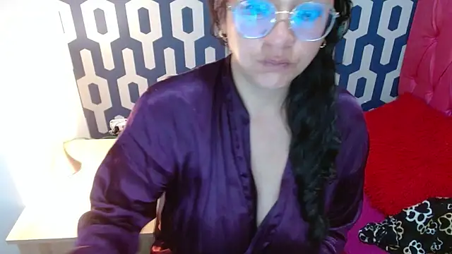 sarax ximena online show from 11/05/25, 02:39