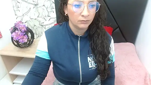 sarax ximena online show from 04/26/26, 12:52