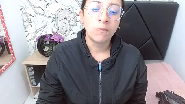 Snapshot of sarax_ximena chatting on 07/16/26, 07:14 sarax ximena online show from 07/16/26, 07:14