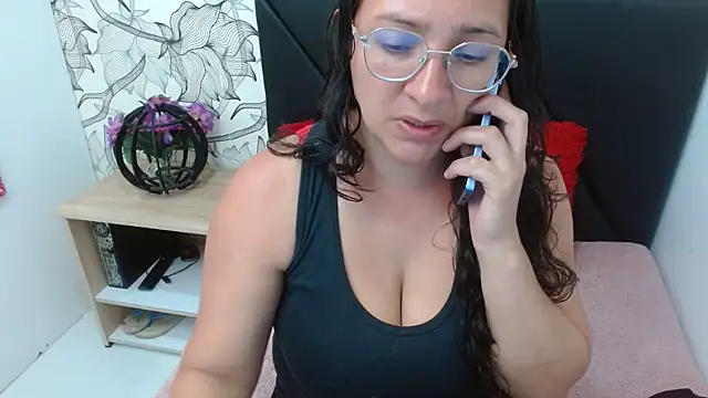 Snapshot of sarax_ximena chatting on 07/21/26, 02:41 sarax ximena online show from 07/21/26, 02:41