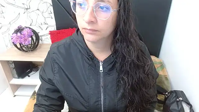 Snapshot of sarax_ximena chatting on 07/24/26, 03:54 sarax ximena online show from 07/24/26, 03:54