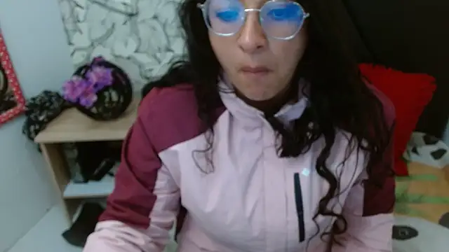 Snapshot of sarax_ximena chatting on 07/28/26, 01:43 sarax ximena online show from 07/28/26, 01:43