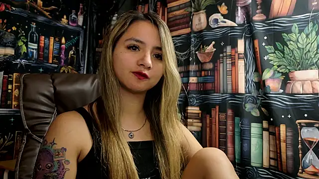 julietta   jackson online show from 01/10/25, 08:15