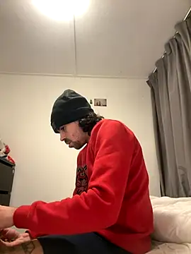 wolfwhite95 online show from 10/29/25, 10:22