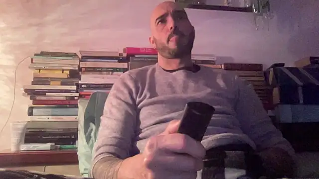 alessandromori91 online show from 04/01/26, 07:00