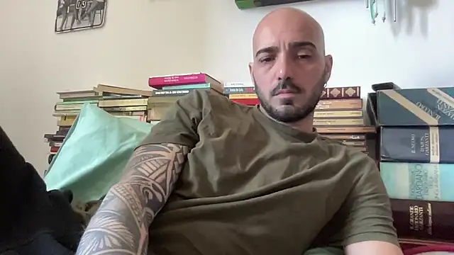 alessandromori91 online show from 04/11/26, 09:13