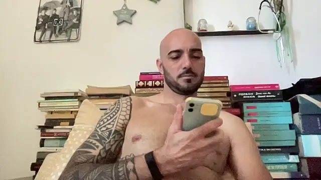 alessandromori91 online show from 06/19/26, 08:07